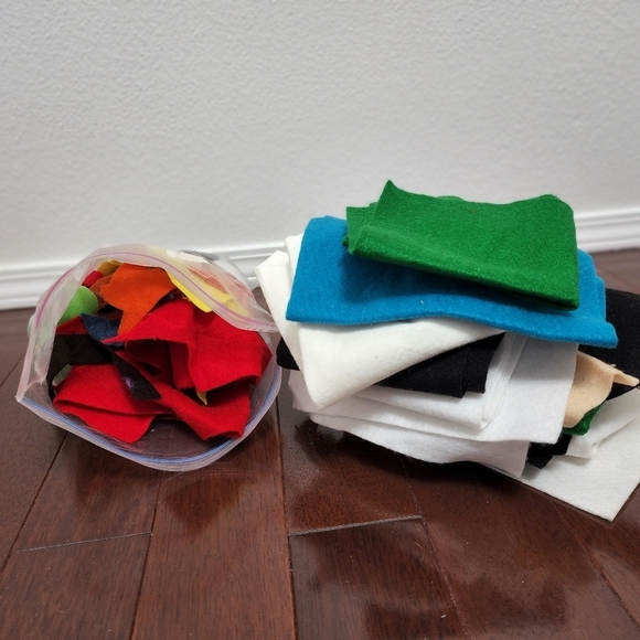 Lot of Felt Fabric Pieces and Scraps - Picture 6 of 6